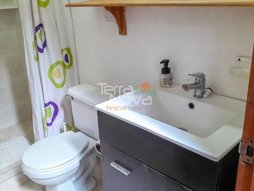 Finca en península en construcción tradicional en venta Guatapé