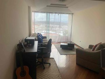 Se vende departamento sector colegio Sek - Quito