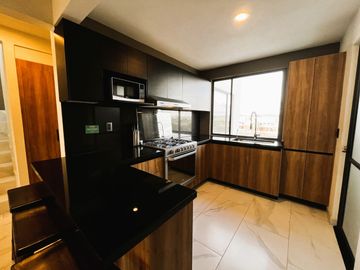 Venta de departamento de 2 niveles en Ziré, Querétaro