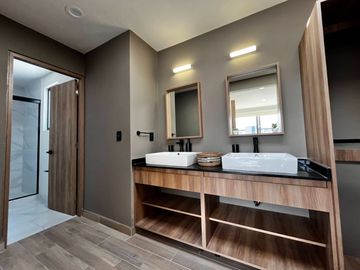 Venta de departamento de 2 niveles en Ziré, Querétaro