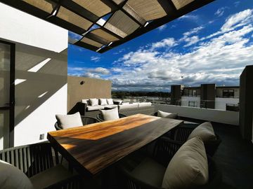 Venta de departamento de 2 niveles en Ziré, Querétaro