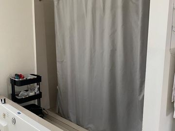 ¡Casa en venta! en Lomas Modelo, Monterrey N.L. Casa de 3 niveles 🏡