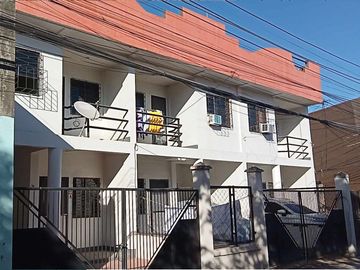 FOR SALE 2 STOREY INCOME GENERATING 3 DOOR APARTMENT WITH ROOFDECK AT PUSOK, LAPU-LAPU CITY