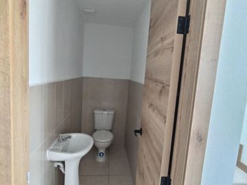 🏡 CASA A ESTRENAR EN PUEMBO – CONJUNTO TRIANA