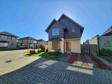 BONITA CASA EN CONDOMINIO EN SAN ANDRÉS DEL VALLE, TALCAHUANO