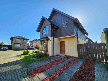 BONITA CASA EN CONDOMINIO EN SAN ANDRÉS DEL VALLE, TALCAHUANO