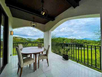 Tagaytay House/ Mansion for Sale