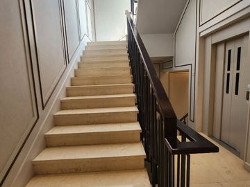 Rumah Mewah Minimalis Modern Area Lebak Bulus Jakarta Selatan