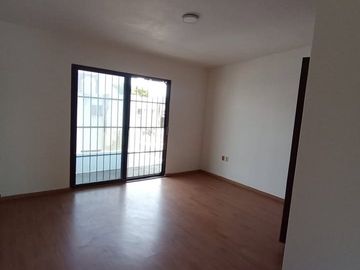 VENDO CASA EN VERACRUZ, VER, PRIVILEGIADA, EXCELENTE DISTRIBUCIÓN Y COMODIDAD TOTAL.