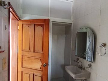 VENDO CASA EN VERACRUZ, VER, PRIVILEGIADA, EXCELENTE DISTRIBUCIÓN Y COMODIDAD TOTAL.