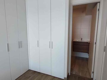 Venta departamento en Miraflores, cerca Parque Reducto.
