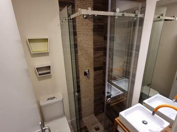VENDO SUITE AMOBLADA SECTOR LA CERAMICA
