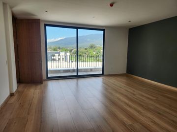 VENTA DE DEPARTAMENTO DE 2 DORMITORIOS EN LA MEJOR UBICACIÓN DE CUMBAYA