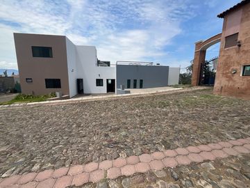 HOUSE + INDEPENDENT APARTMENT  *YOUR DREAM LAKEFRONT RETREAT IN RIVIERA DE CHAPALA! 🌅