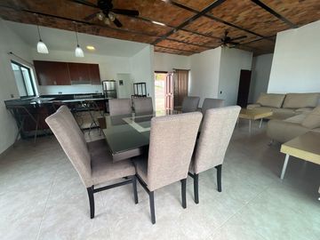 HOUSE + INDEPENDENT APARTMENT  *YOUR DREAM LAKEFRONT RETREAT IN RIVIERA DE CHAPALA! 🌅
