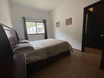 CASA + DEPARTAMENTO  ¡TU REFUGIO SOÑADO A ORILLAS DEL LAGO EN RIVIERA DE CHAPALA! 🌅