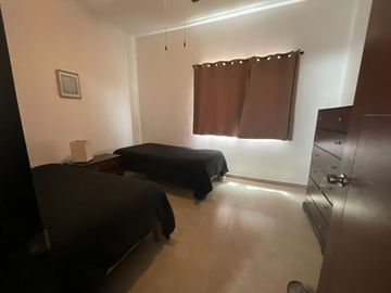 CASA + DEPARTAMENTO  ¡TU REFUGIO SOÑADO A ORILLAS DEL LAGO EN RIVIERA DE CHAPALA! 🌅