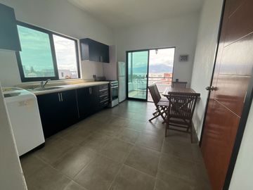 CASA + DEPARTAMENTO  ¡TU REFUGIO SOÑADO A ORILLAS DEL LAGO EN RIVIERA DE CHAPALA! 🌅