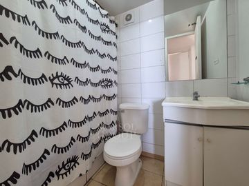 Oportunidad departamento en venta con vista, 2 dormitorios, Cerro Cárcel, Valparaíso
