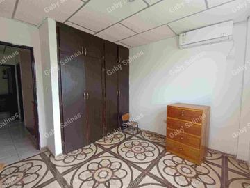 Venta de amplia casa en urbanización la Joya Guayas Ecuador