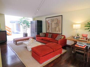 VENDO CASA PARA FAMILIA GRANDE