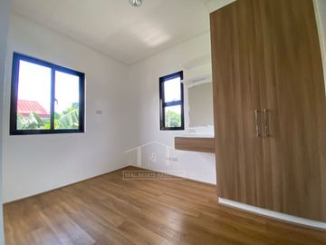 House & Lot For Sale Newly Built In Parkplace Village Imus Cavite Near Vermosa Landers