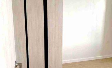 Condo for sale in Mandaue City, Mandani Bay, 1-br high floor