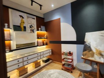 Rumah Mewah Cantik Elegan Strategis Area Bintaro Tangerang Selatan