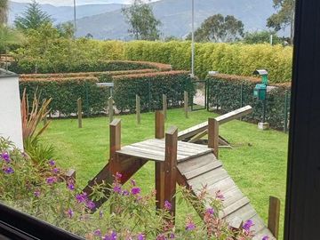 VENTA CASA SECTOR SAN JUAN DE LUJO, CON MUEBLES.