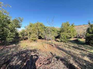 VENTA TERRENO AMPLIO CON CASA Y GALPON