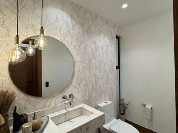 Hermosa Casa de Venta I 4 Dormitorios I TUMBACO sector Hilacril I De Oportunidad!