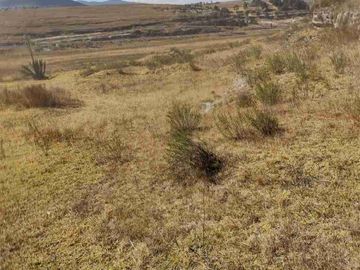 Vendo Terreno de 240 HECTÁREAS con Torres de Alta Tensión y Vías de Ferrocarril.