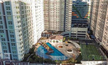 CLEAN TITLE PERPETUAL OWNERSHIP Top HIGH END Condo Modern Minimialist Condo near MAKATI BGC ROCKWELL AIRPORT  Hotel Mall Resturants and Airport Hospital School Office