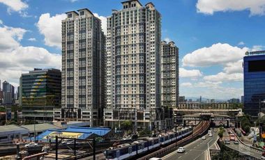 CLEAN TITLE PERPETUAL OWNERSHIP Top HIGH END Condo Modern Minimialist Condo near MAKATI BGC ROCKWELL AIRPORT  Hotel Mall Resturants and Airport Hospital School Office