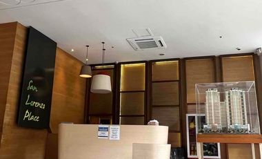 CLEAN TITLE PERPETUAL OWNERSHIP Top HIGH END Condo Modern Minimialist Condo near MAKATI BGC ROCKWELL AIRPORT  Hotel Mall Resturants and Airport Hospital School Office
