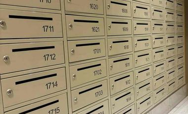 CLEAN TITLE PERPETUAL OWNERSHIP Top HIGH END Condo Modern Minimialist Condo near MAKATI BGC ROCKWELL AIRPORT  Hotel Mall Resturants and Airport Hospital School Office