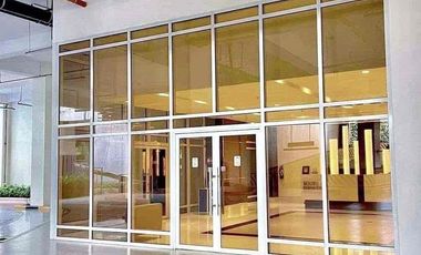 CLEAN TITLE PERPETUAL OWNERSHIP Top HIGH END Condo Modern Minimialist Condo near MAKATI BGC ROCKWELL AIRPORT  Hotel Mall Resturants and Airport Hospital School Office