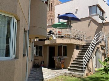 CUMBAYA VENTA CASA DENTRO DE URBANIZACION DE PRIMERA