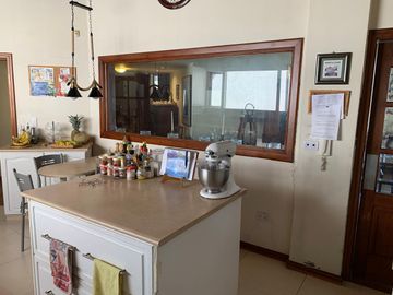 CUMBAYA VENTA CASA DENTRO DE URBANIZACION DE PRIMERA