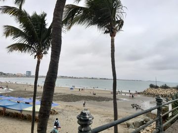 CONDOMINIO CARABELAS DE COLON VENDO DPTO FRENTE AL MAR