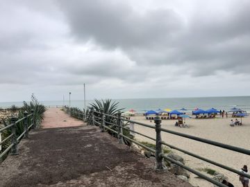 CONDOMINIO CARABELAS DE COLON VENDO DPTO FRENTE AL MAR