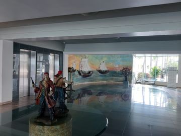 CONDOMINIO CARABELAS DE COLON VENDO DPTO FRENTE AL MAR
