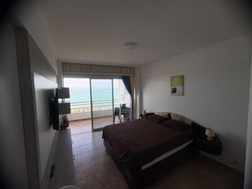 CONDOMINIO CARABELAS DE COLON VENDO DPTO FRENTE AL MAR