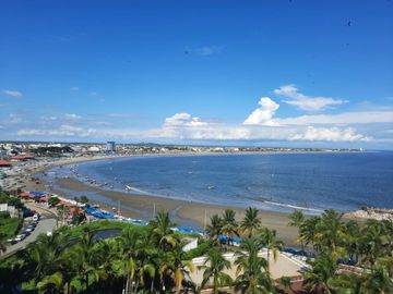 CONDOMINIO CARABELAS DE COLON VENDO DPTO FRENTE AL MAR