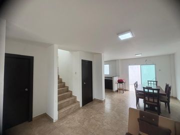 VILLAMIL PLAYAS VENDO HERMOSA CASA EN URBANIZACION LA RIVIERA DEL MAR
