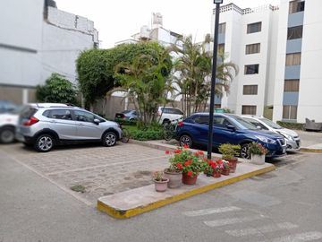 BAJO DE PRECIO VENDO DEPARTAMENTO CERCA A UPC EN SURCO