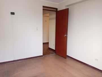 BAJO DE PRECIO VENDO DEPARTAMENTO CERCA A UPC EN SURCO