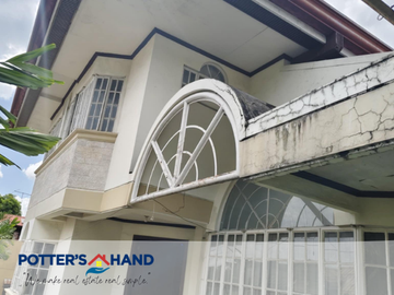 PRE-OWNED 2-Storey House & Lot in Montevista Heights, Taytay, Rizal!