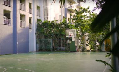 SPACIOUS AND PET FRIENDLY CONDO