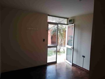 SE VENDE CASA